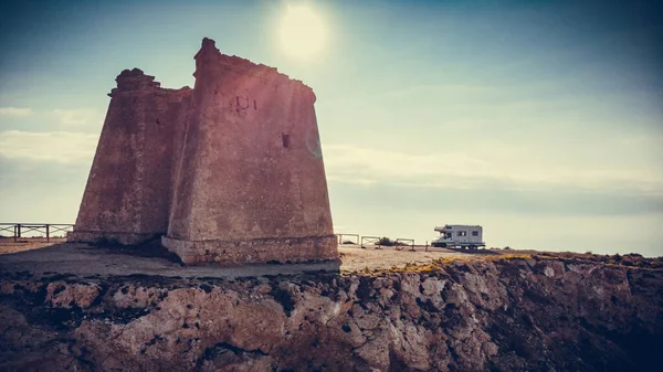 Veículo Campismo Torre Mesa Roldan Parque Natural Cabo Gata Nijar — Fotografia de Stock