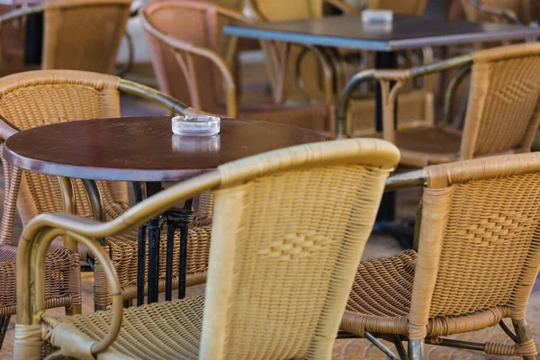 Meubles Rotin Table Chaises Café Ouvert Restaurant Extérieur Vacances Été — Photo