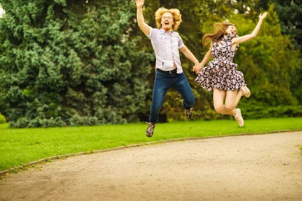 Glückliches Paar Das Zusammen Spaß Freien Hat Glück Große Beziehung — Stockfoto