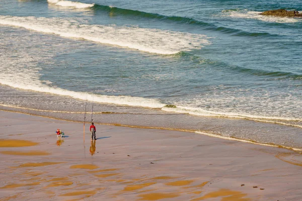 Pêcheur Pêcheur Avec Canne Pêche Sur Bord Mer — Photo