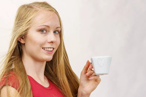 Blonde Long Hair Woman Heart Shaped Coffee Cup Time Wake — Stock Photo, Image