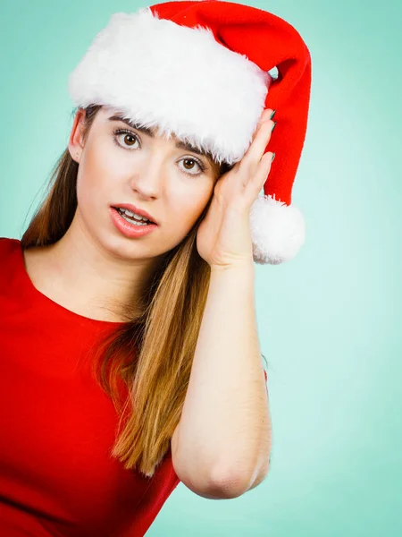 Navidad Ropa Temporada Concepto Navidad Invierno Joven Sorprendida Mujer Preocupada — Foto de Stock