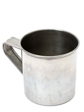 eski metal kupa