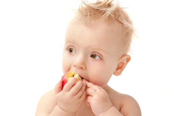 Bebé comiendo manzana — Foto de Stock