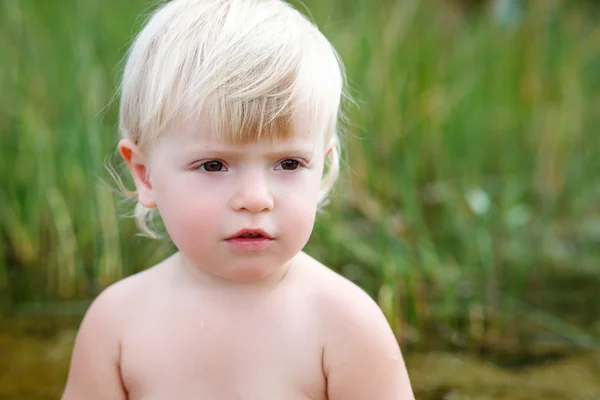 Portrait of a little girl — Stock Photo, Image