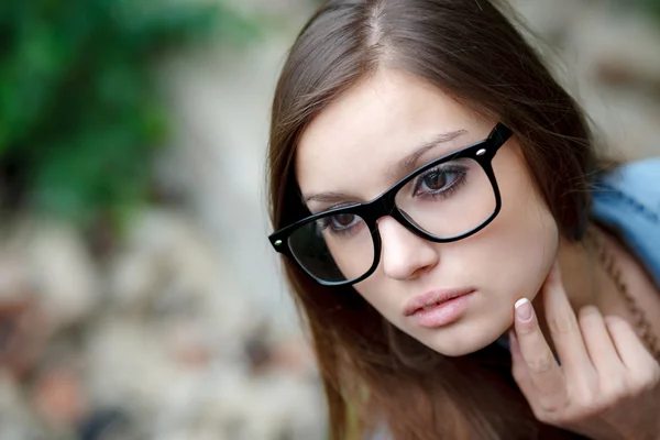 Young female outdoors — Stock Photo, Image