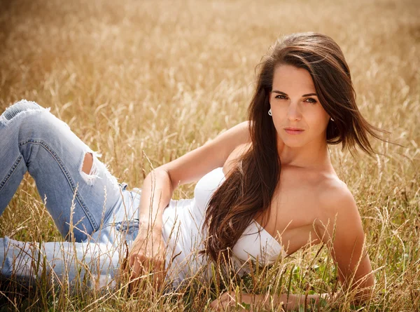 muhteşem bir genç kadın