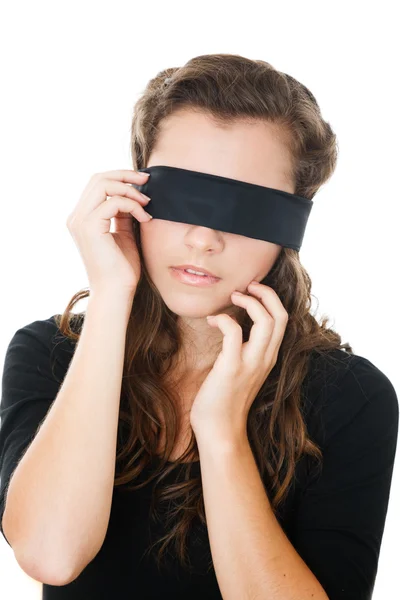 Ung kvinna med ögonbindel — Stockfoto