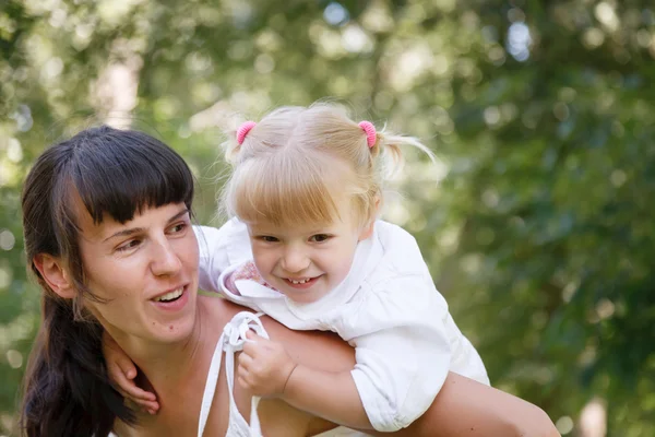 Happy family — Stock Photo, Image