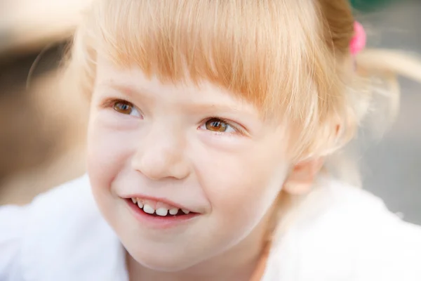 Il viso della bambina — Foto Stock