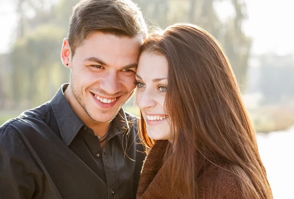 Young couple laughing — Stock Photo, Image