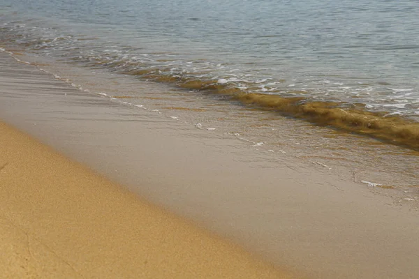 Ondas Mar Areia Dourada — Fotografia de Stock