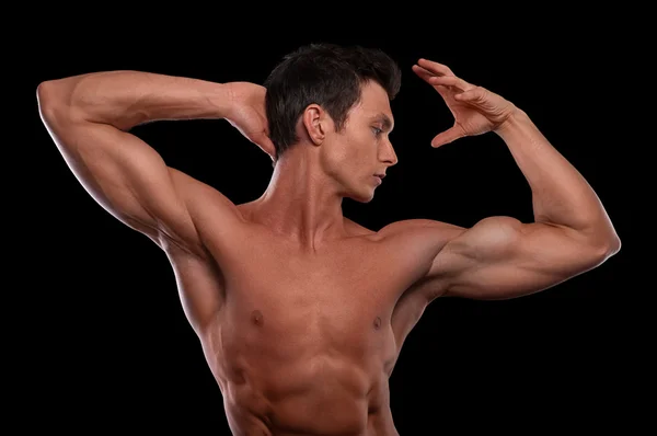 genç erkek fitness model poz portresi