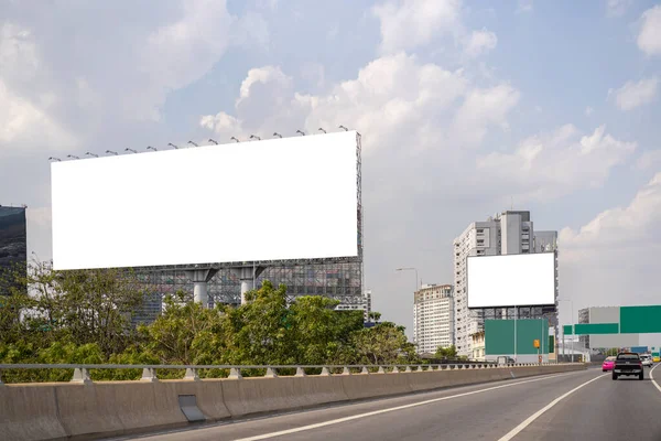 Stor Horisontell Skylt Motorväg Bangkok Thailand Trafik Och Himmel — Stockfoto