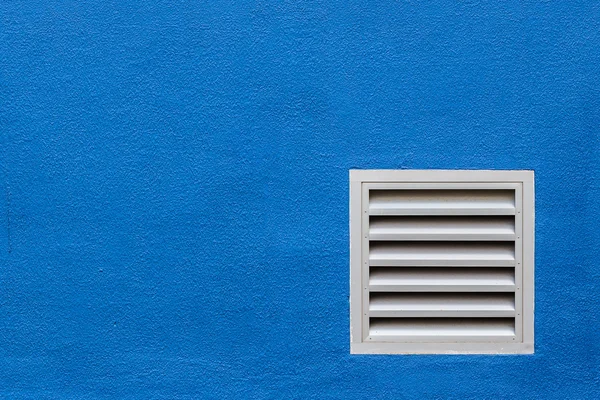 White Vent on Blue Concrete Wall — Stock Photo, Image