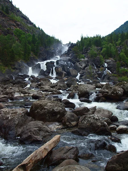 Uchar の滝 — ストック写真