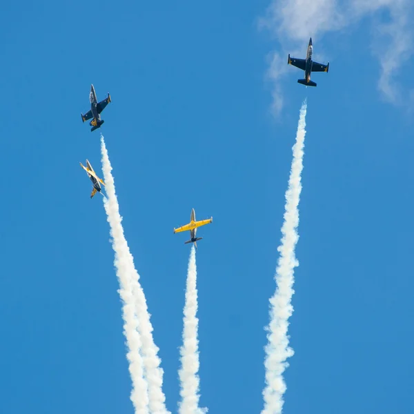 Avión militar — Foto de Stock