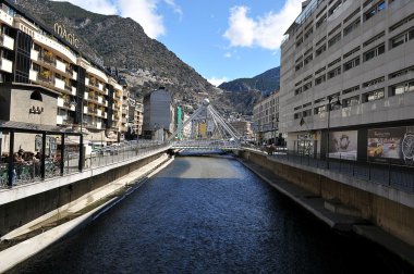 valira Nehri