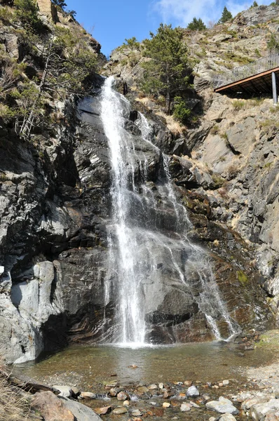 安道尔拉维拉瀑布 — 图库照片