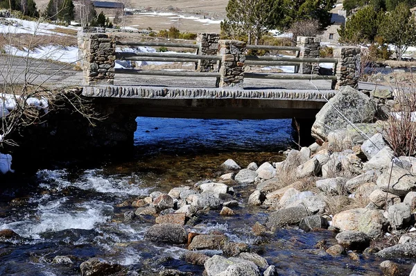 Bevroren rivier — Stockfoto