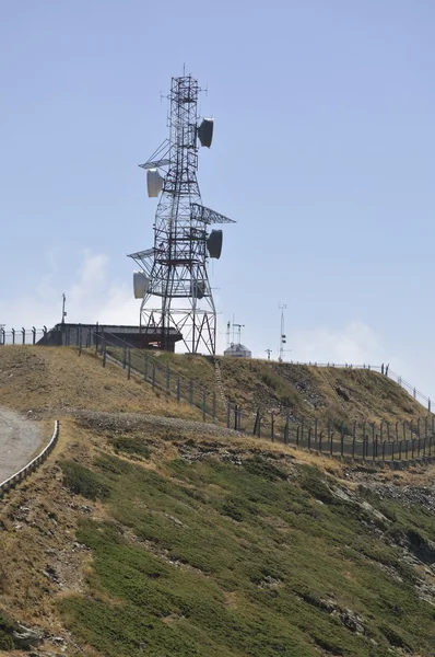 Antena no topo da montanha — Fotografia de Stock