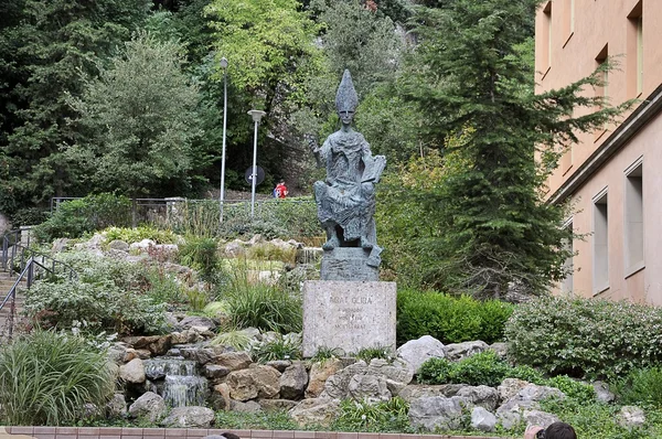 Monumento fundador montserrat — Fotografia de Stock