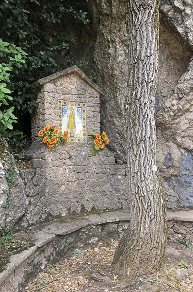 Monument of the Virgin — Stock Photo, Image