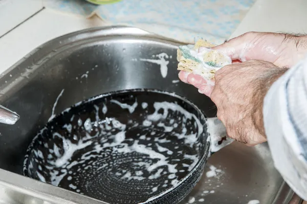 Washing dishes — Stock Photo, Image