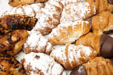 Çikolatalı kruvasan çeşitleri