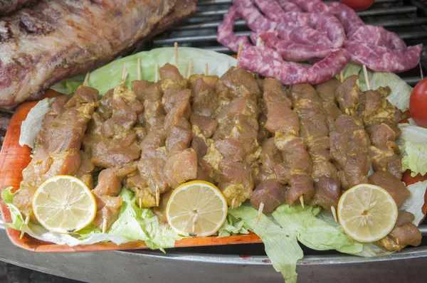 Carne a la parrilla —  Fotos de Stock