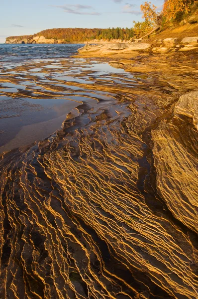 Höst, avbildade stenar national lakeshore — Stockfoto