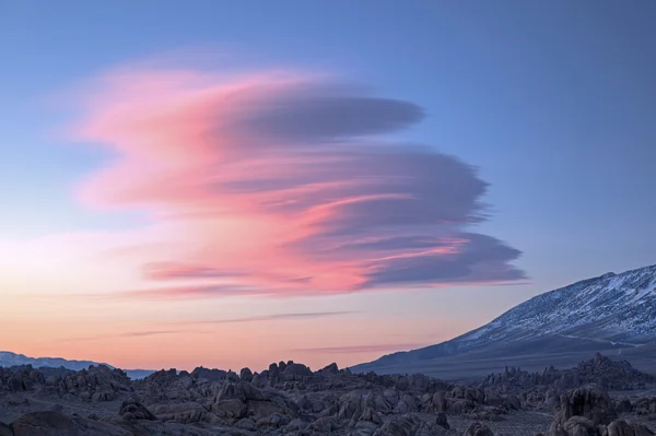 Lenticular Clouds Sierra Nevada Mountains — Stock Photo, Image