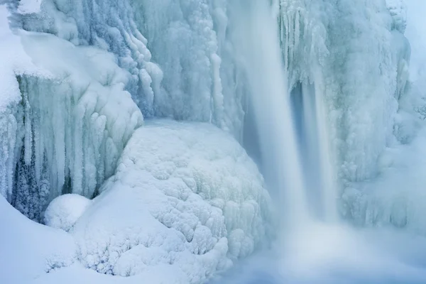 冬天，斯托克溪梯级 — 图库照片