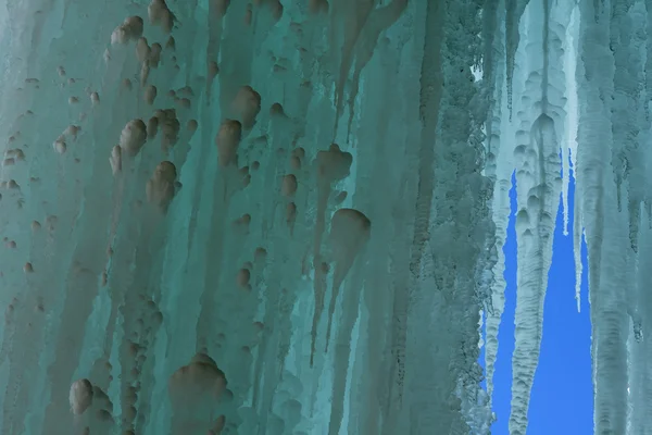 Ледовая пещера Большого острова — стоковое фото