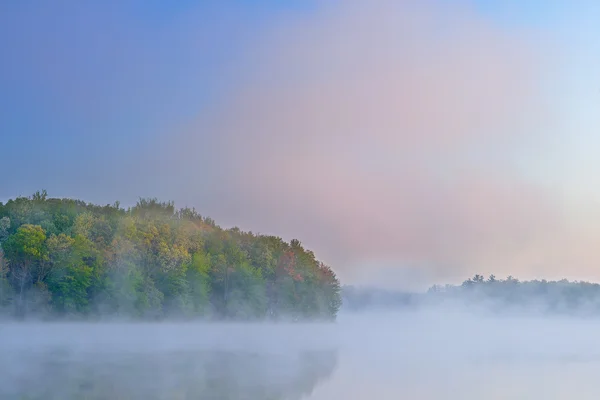 Frühling Morgendämmerung langer See — Stockfoto