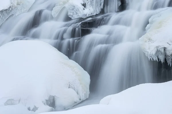 Paisaje Invernal Bond Falls Enmarcado Por Hielo Nieve Capturado Con — Foto de Stock