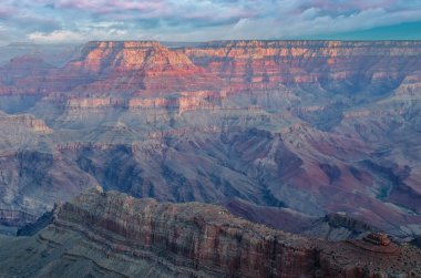 Şafak vakti manzara, Güney Rim, Grand Canyon Ulusal Parkı, Arizona, ABD