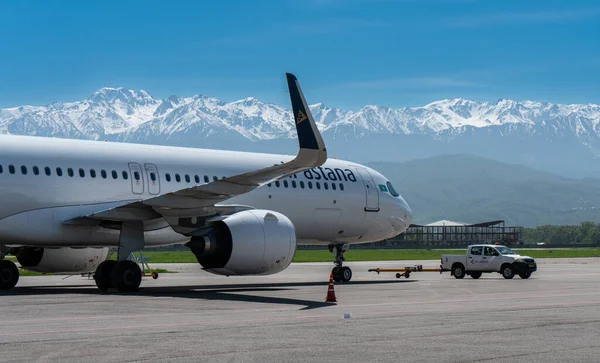 Transport Aircraft Air Astana Company Public Airport Sunny Day — Stock Fotó