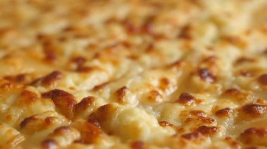 Yeni yapılmış Megrelian Khachapuri 'ye yakın çekim
