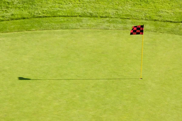 Bandeira do campo de golfe — Fotografia de Stock