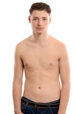 üstsüz ayakta tombul genç adam. adam hiçbir fitness kas ve hiçbir abs. önce fotoğraf.