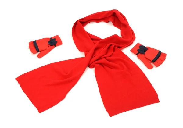 Červený vlněný šátek, rukavice, pěkně uspořádané. — Stock fotografie