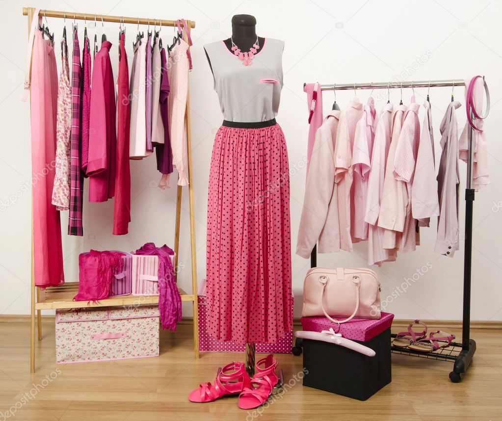 Dressing hanger deals