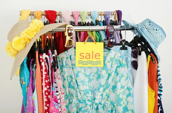 Sale sign for summer clothes. — Stock Photo, Image