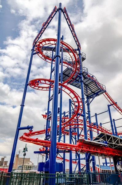 纽约市Coney岛的Soarin Eagle Rollercoaster — 图库照片