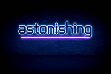 Şaşırtıcı - mavi neon duyuru tabelası