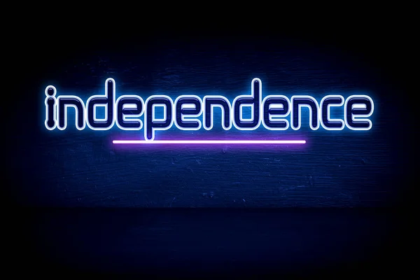 Självständighetsdagen Blå Neon Meddelande Skylt — Stockfoto