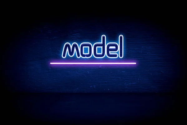Model Mavi Neon Duyuru Tabelası — Stok fotoğraf