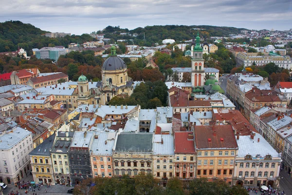 Oude centrum van lviv (lvov), Oekraïne — Stockfoto