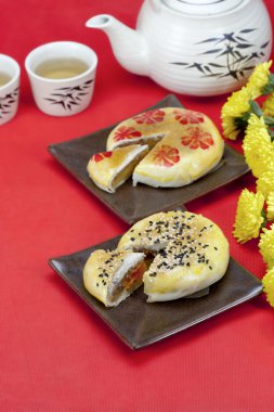 Moon Kek susam Tepesi ve yumurta sarısı içine